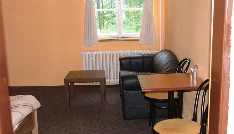 Hotel U tri ruzi