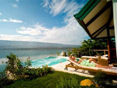 Badian Island Wellness Resort