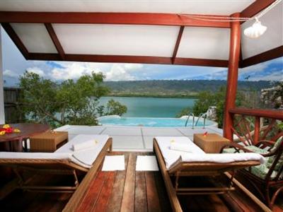 Badian Island Wellness Resort