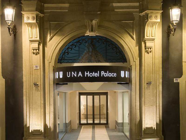 Una Hotel Palace