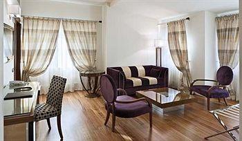 Una Hotel Roma