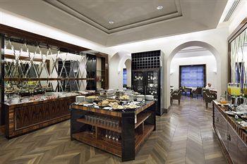 Una Hotel Roma