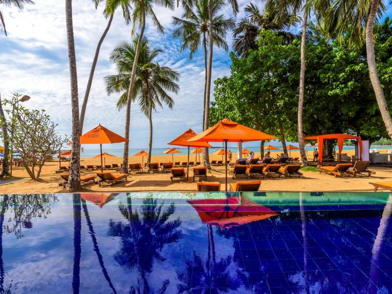 Calamender Unawatuna Beach