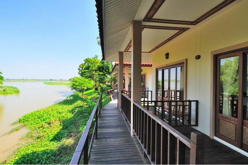 Uthai River Lake Resort