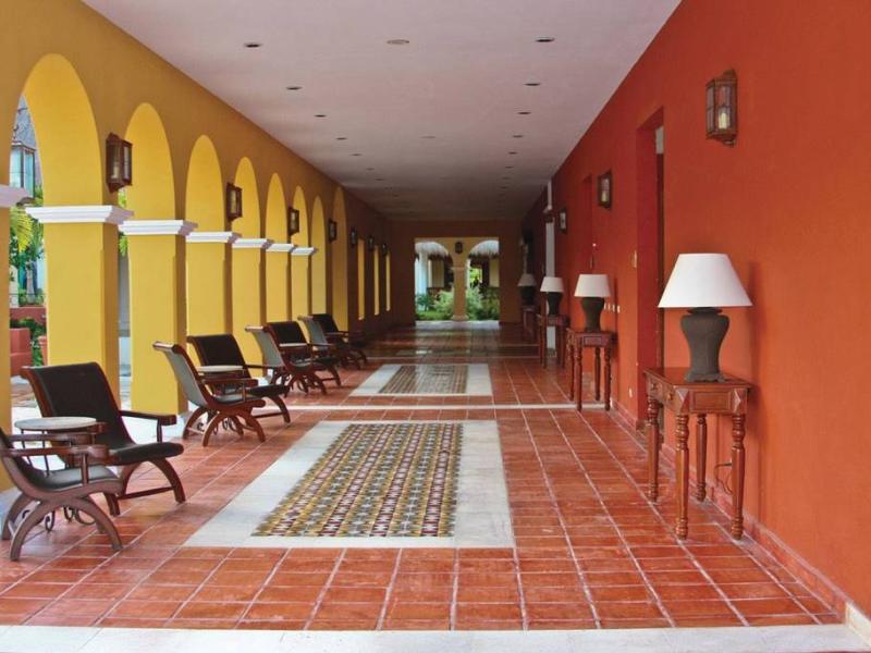 Valentin Imperial Maya