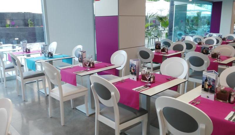 Valentin Marieta Aparthotel