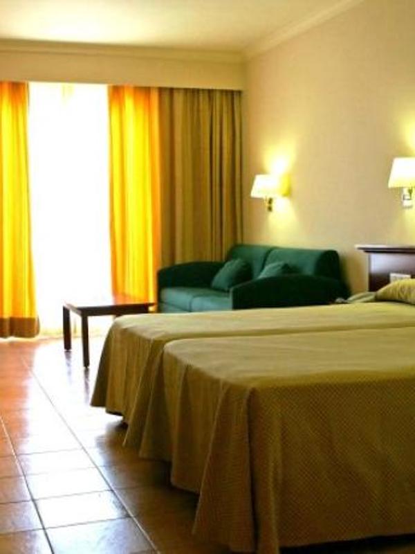 Valentin Sancti Petri Spa & Convention Centre