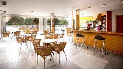 AzuLine Hotel Bahamas & Bahamas II