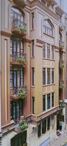 Vardar Palace