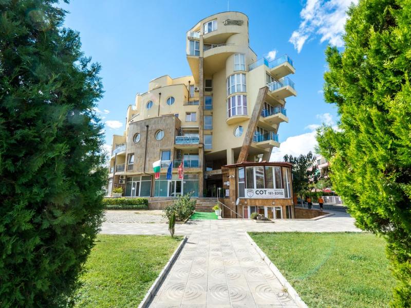 Vechna R Resort