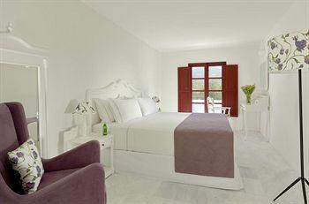 Vedema Resort