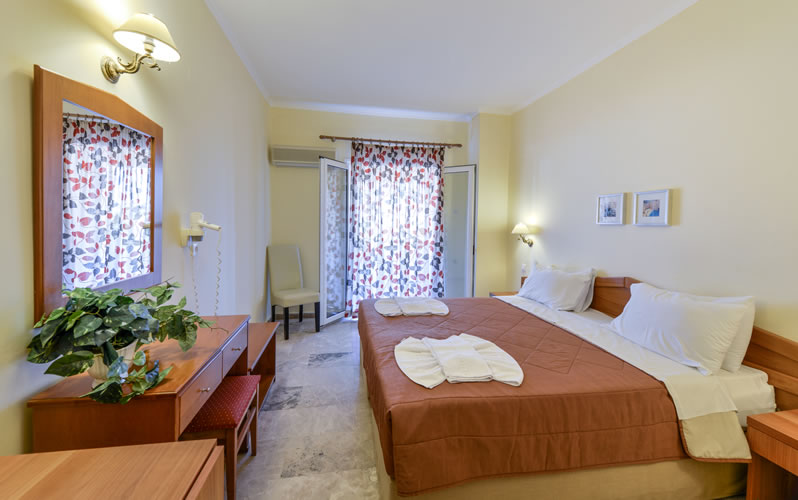 Venus & Suites