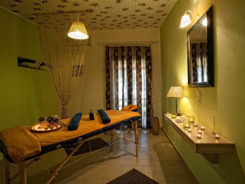 Venus Beach Hotel Bungalows