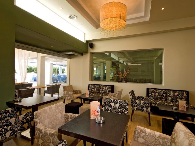 Venus Beach Hotel Bungalows
