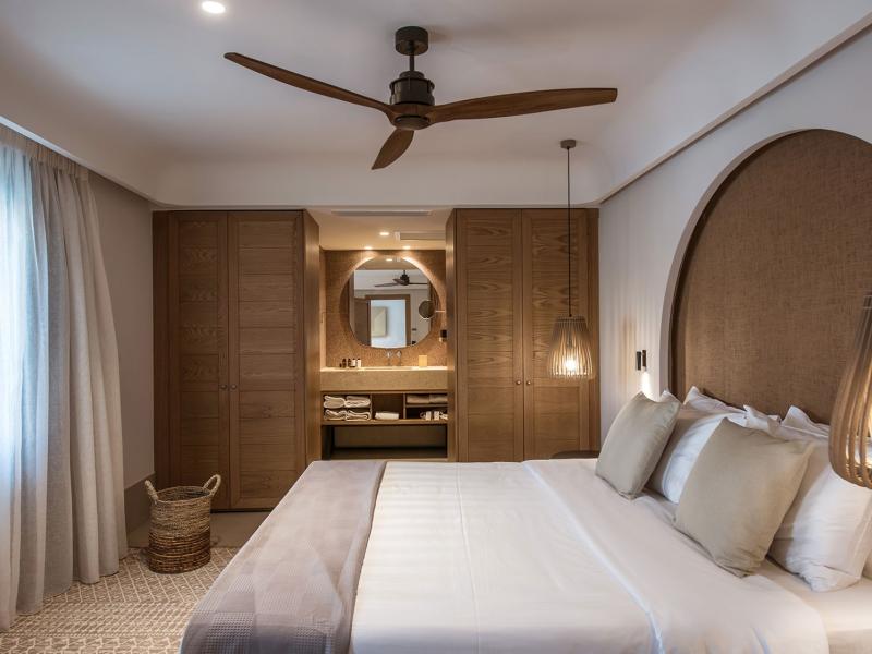 Paralos Venus Suites