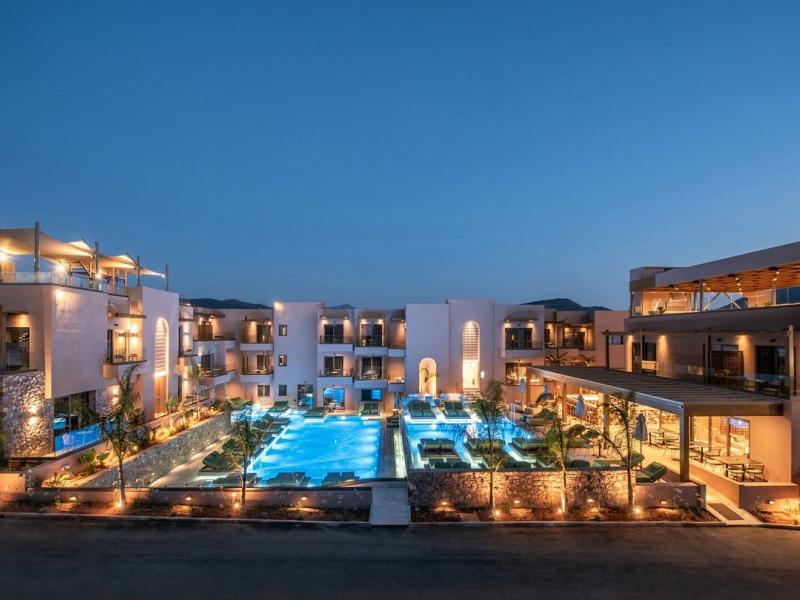 Paralos Venus Suites