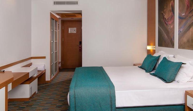 Ladonia Hotels Adakule