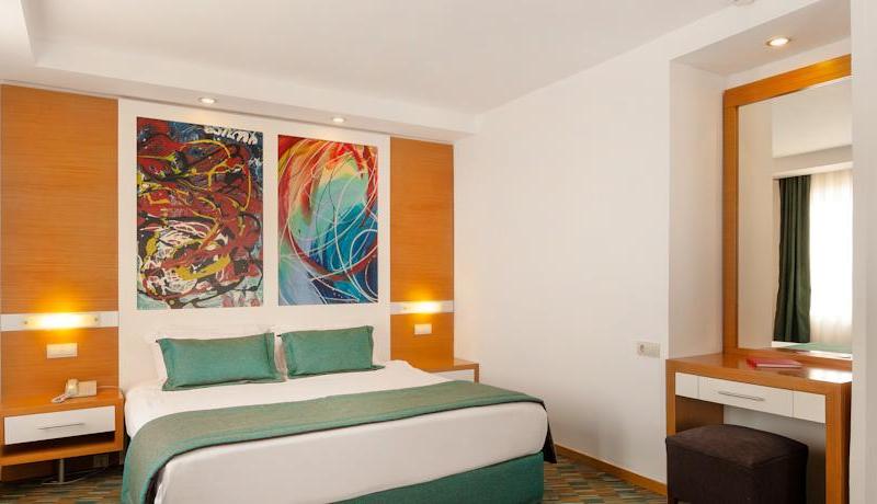 Ladonia Hotels Adakule