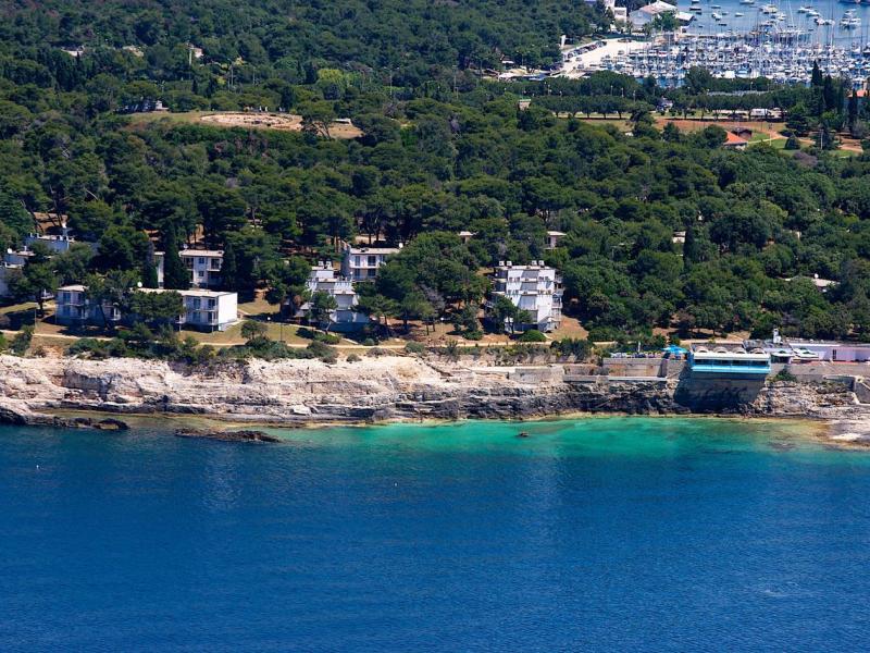 Verudela Beach & Villa Resort