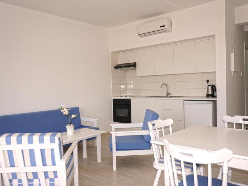 Liquid Hotel Apartments