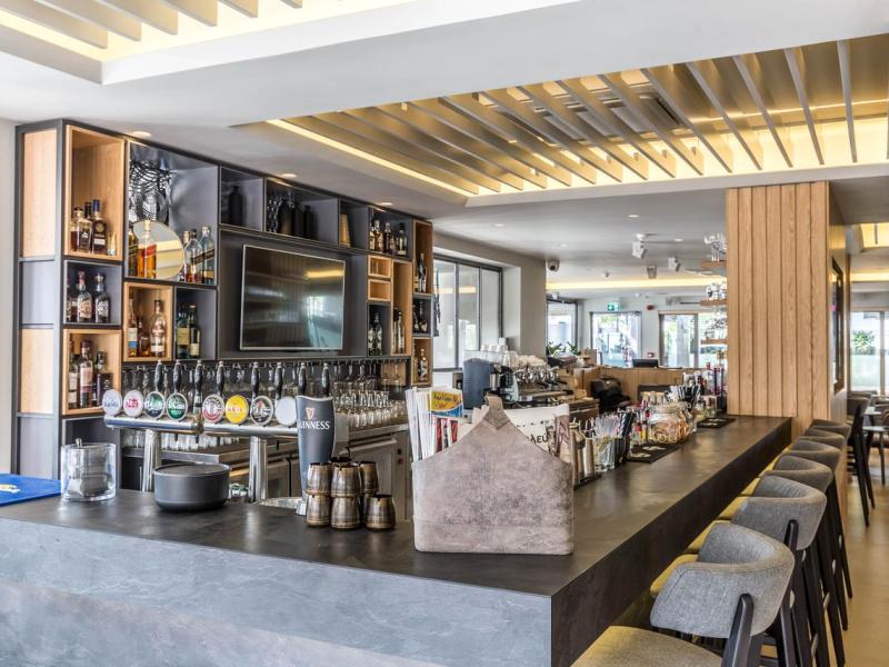 Liquid Hotel Apartments