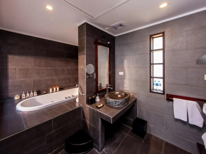 Victoria Hoi An Beach Resort & Spa
