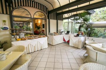 Отель Vienna Ostenda Италия, Римини, фото 2