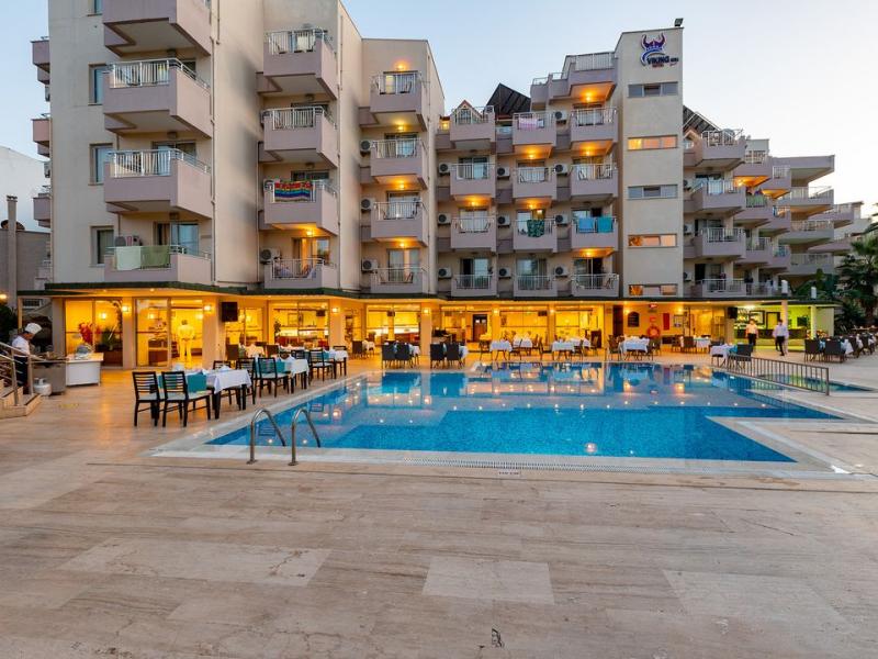 Viking Nona Beach Hotel