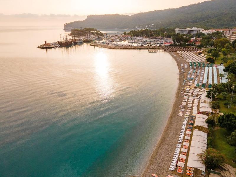 Viking Nona Beach Hotel