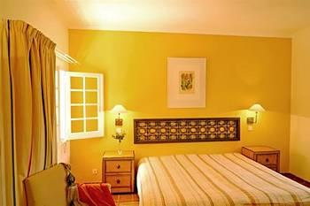 Vila Monte Resort-Lagmiras Hotels