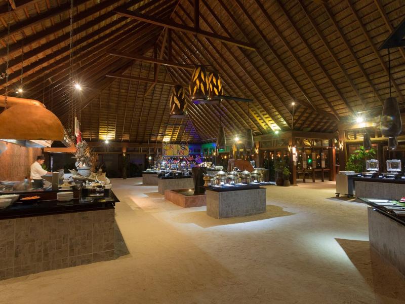 Vilamendhoo Island Resort & Spa