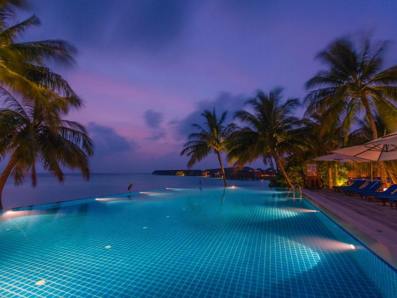 Vilamendhoo Island Resort & Spa
