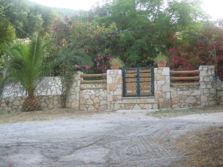 Andreas Houses 