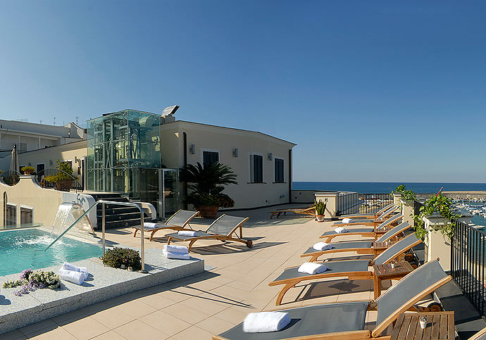 Villa Carolina
