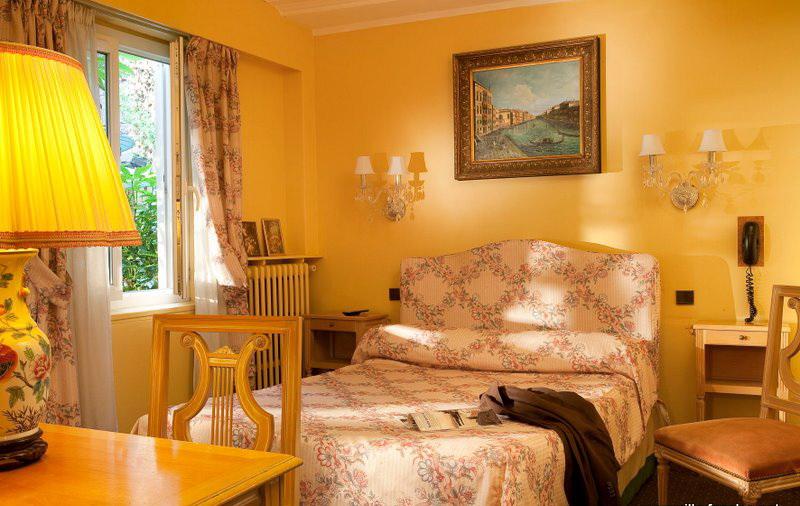 Hotel Bienvenue Paris