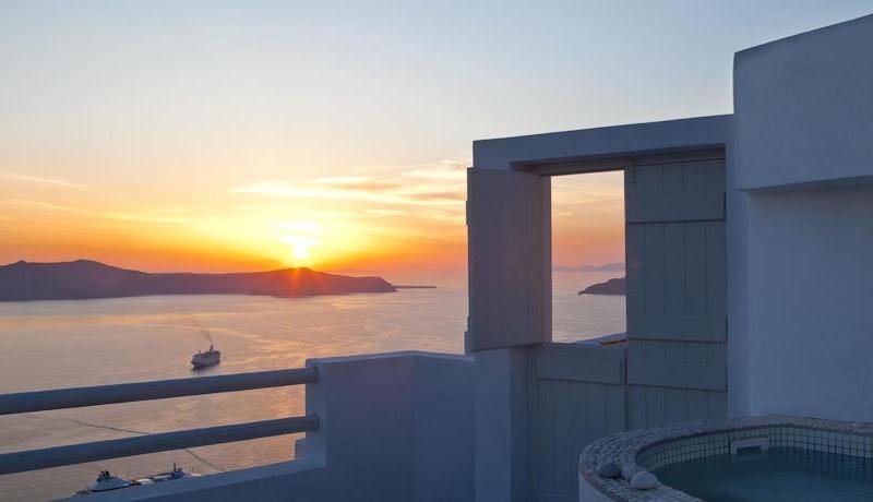 Adamant Suites