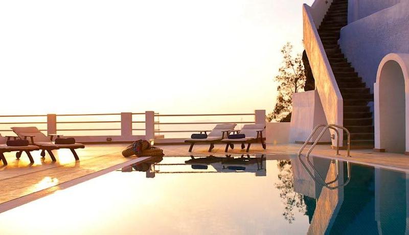 Adamant Suites