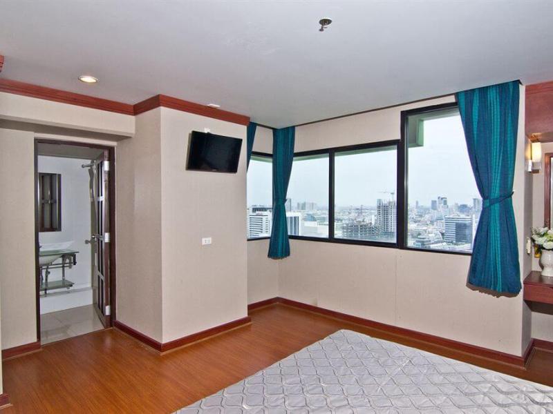 Baiyoke Suite Hotel