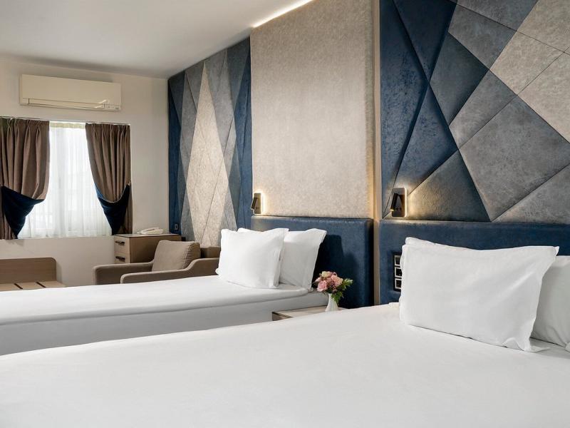 Adamar Hotel