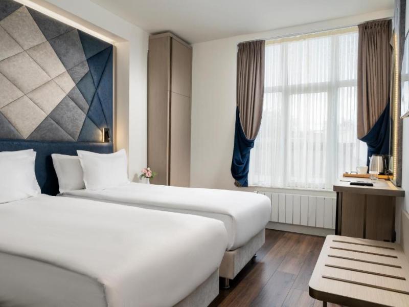 Adamar Hotel