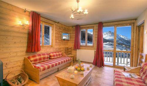 Les Balcons Village