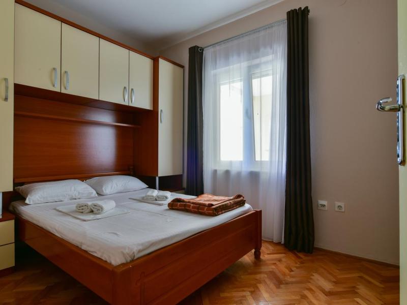 Apartments Srzentic