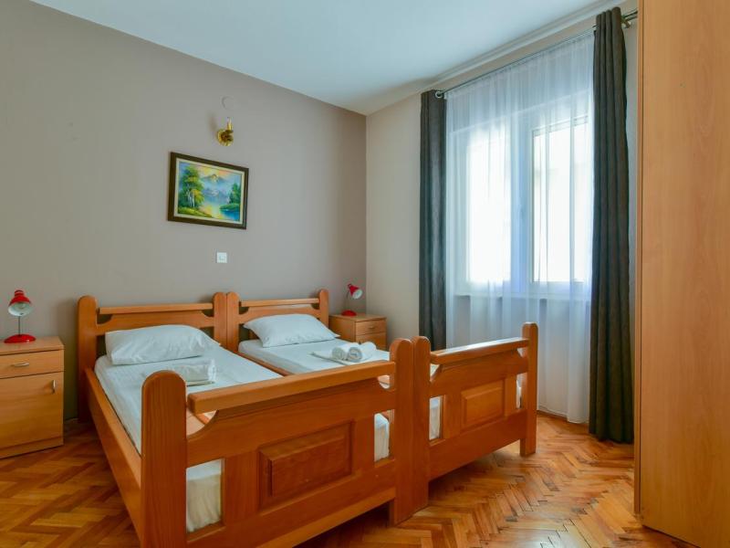Apartments Srzentic