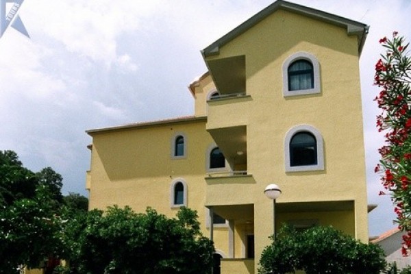 Tanja Rafailovic Apartments