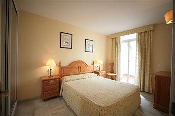 Ona Campanario Aparthotel