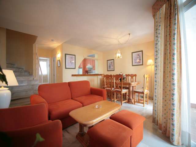 Ona Campanario Aparthotel