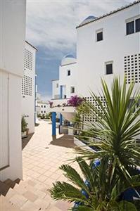 Ona Campanario Aparthotel