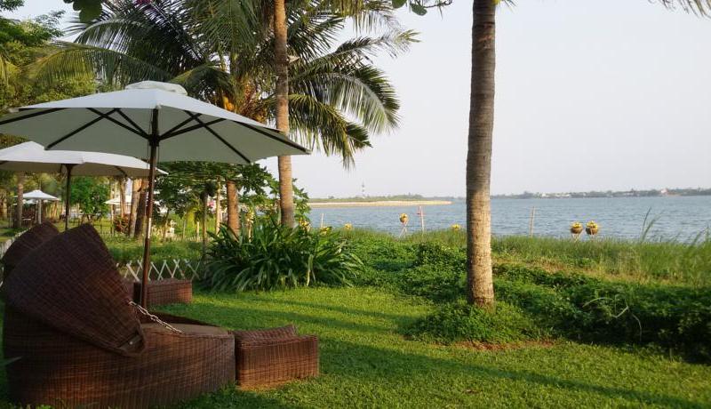 Vinh Hung Riverside Resort & Spa