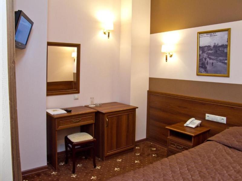 Vintage Hotel