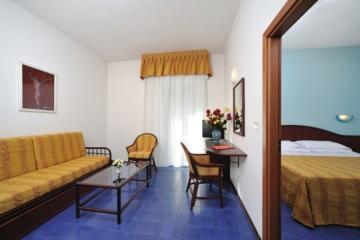 Отель Vittoria (Riccione) Италия, Риччоне, фото 2